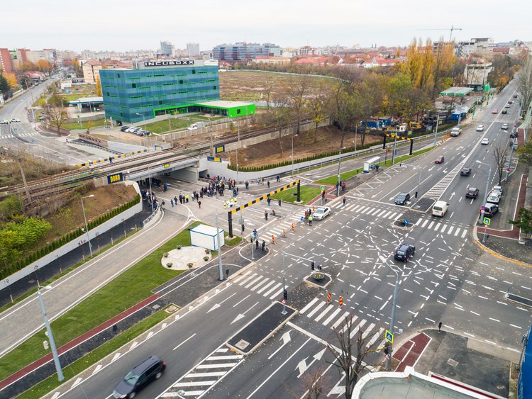 La proiectul Jiului, PORR a folosit tehnici neconvenționale precum metoda „box jacking” și a utilizat pentru noul pod o pilă din cel vechi.